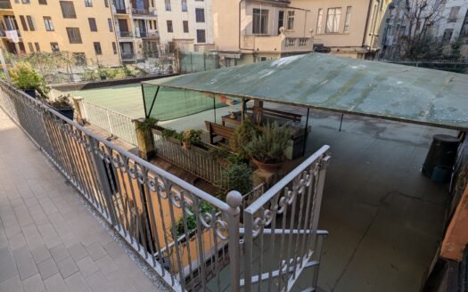 Cit Turin – Affascinante appartamento con ampio terrazzo