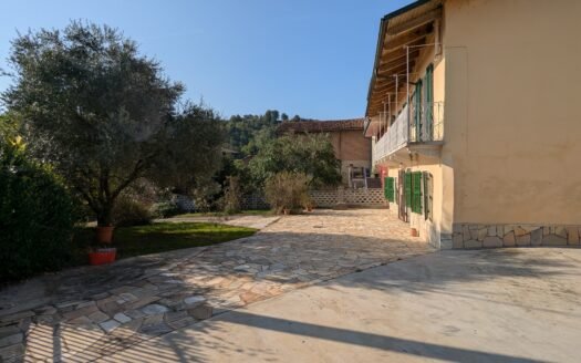 Casa di campagna a Verrua Savoia