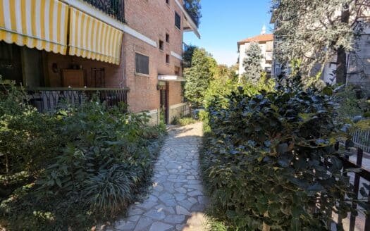 Corso Moncalieri – affittasi stanza con balcone privato