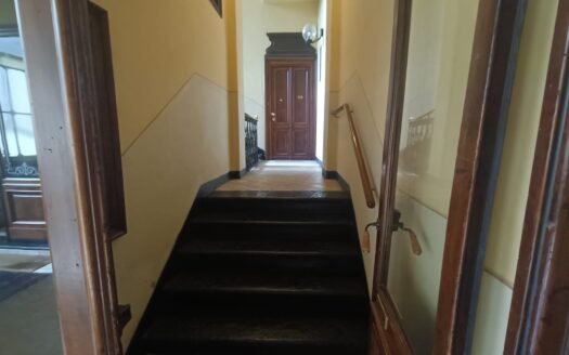 Crocetta – affittasi quadrilocale