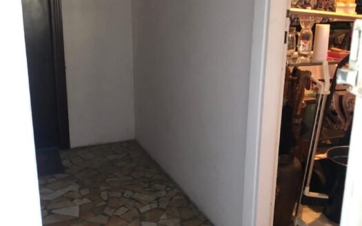Strada del Nobile – locale deposito