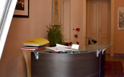 Piazza Solferino – prestigioso ufficio – epoca