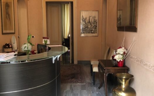 Piazza Solferino – prestigioso ufficio – epoca