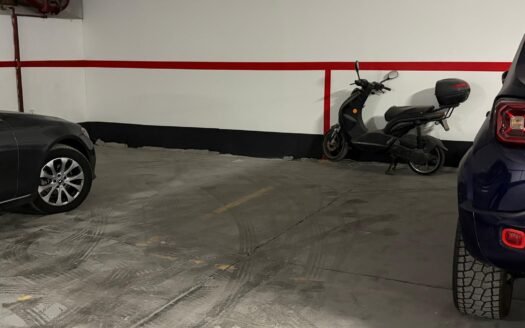 Crocetta – posti auto vendesi