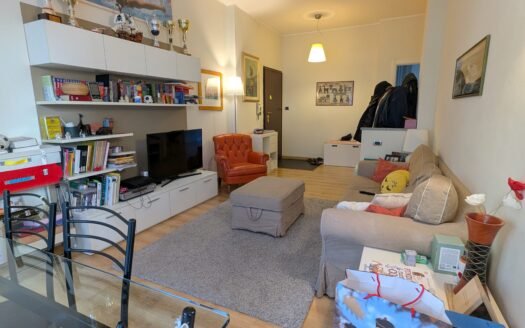 Via Baltimora – Elegante quadrilocale rinnovato