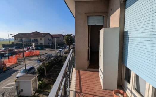 Chieri – via Cesare Pavese quadrilocale da ristrutturare