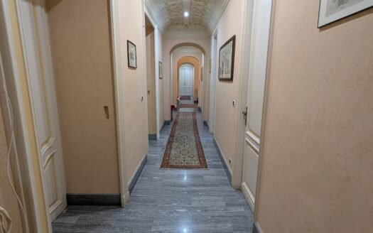 Piazza Solferino – prestigioso ufficio – epoca