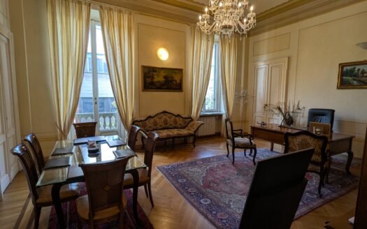 Piazza Solferino – prestigioso ufficio – epoca