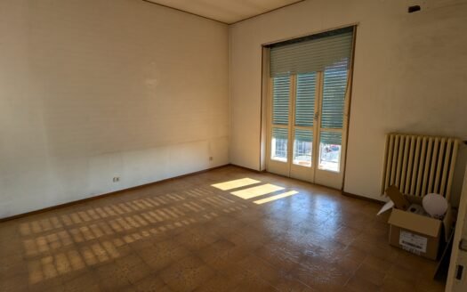 Chieri – via Cesare Pavese quadrilocale da ristrutturare