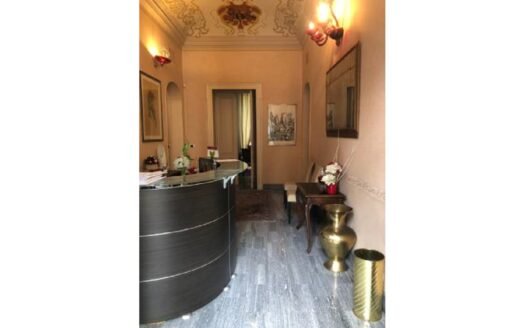 Piazza Solferino – prestigioso ufficio – epoca