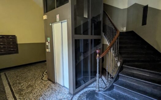 Elegante appartamento d’epoca da personalizzare a due passi da Piazza Solferino