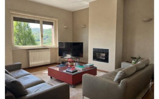 Villa esclusiva con vista Monviso – eleganza, luce e panorama senza confini