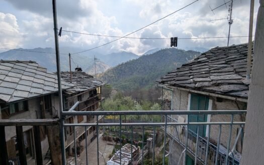 Casa indipendente in vendita a Colle San Giovanni – Viù