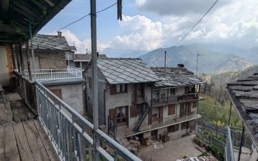 Casa indipendente in vendita a Colle San Giovanni – Viù