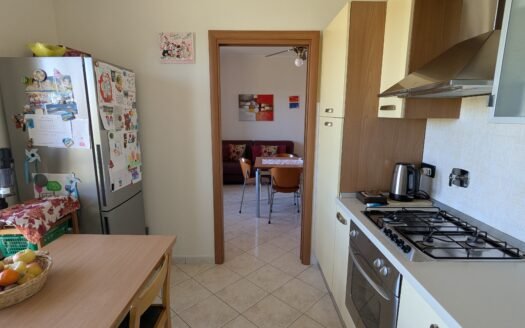 Andezeno – appartamento in cascinale con terrazzo