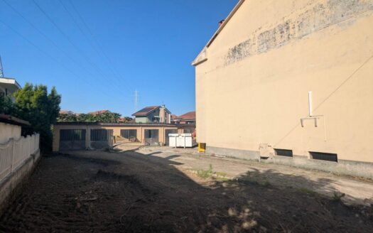 Moncalieri – Borgata Tagliaferro Ampio trilocale nuovo al piano primo