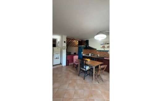 Sasso di Bordighera – panoramico appartamento con terrazza e giardino privato