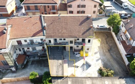Moncalieri – Borgata Tagliaferro – Ampio appartamento con porticato e giardino privati