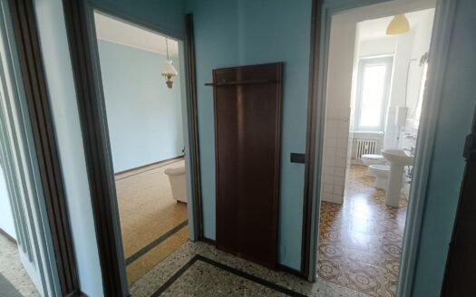 Don Bosco – affittasi bilocale in Via Capua