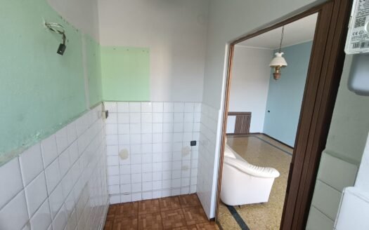 Don Bosco – affittasi bilocale in Via Capua