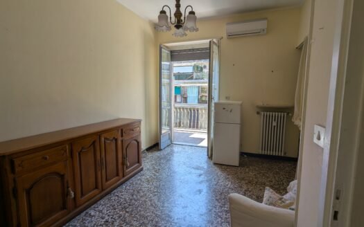 San Paolo – Luminoso bilocale al piano alto con ampio balcone
