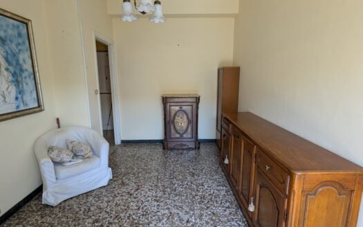 San Paolo – Luminoso bilocale al piano alto con ampio balcone
