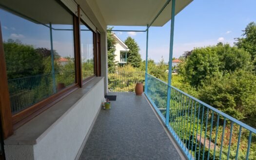 Pino torinese – via San Felice/Monterotondo – Ampio e luminoso quadrilocale libero su tre lati