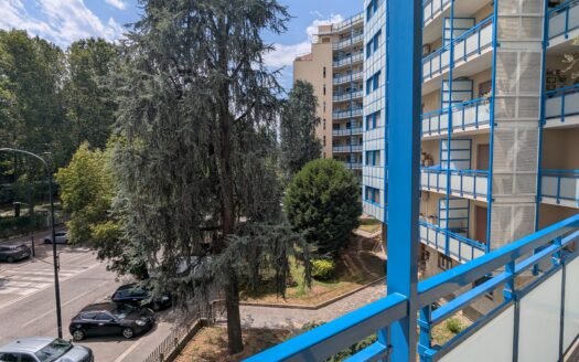 Via Ventimiglia – ampio appartamento