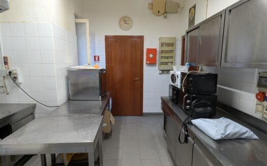 CHIERI – CESSIONE ATTIVITÀ BAR E RISTORAZIONE IN POSIZIONE STRATEGICA