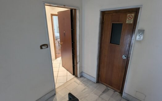 Via Omegna/Via Lessona – trilocale rinnovato