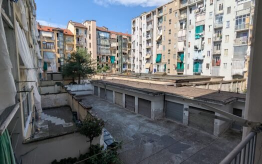 Via Omegna/Via Lessona – trilocale rinnovato