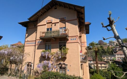 Precollina – Affascinante appartamento in villa Liberty