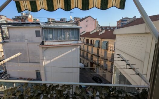 Regio Parco / Borgo Dora – Bilocale ultimo piano totalmente ristrutturato
