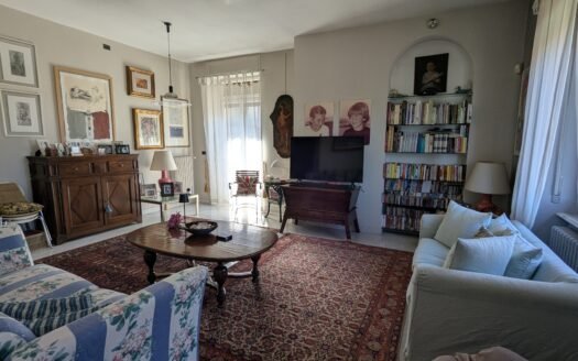 Precollina – Affascinante appartamento in villa Liberty