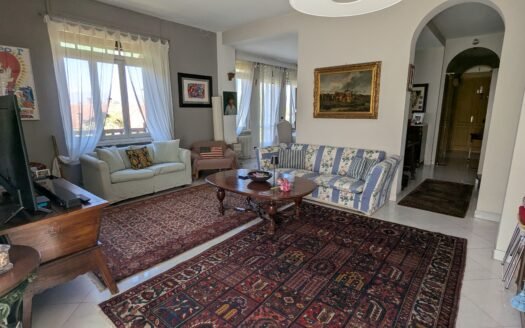 Precollina – Affascinante appartamento in villa Liberty